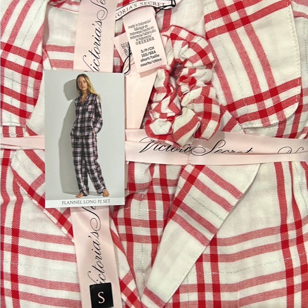 Victoria's Secret White and Red Plaid Flannel Pajama Set with matching Scrunchie